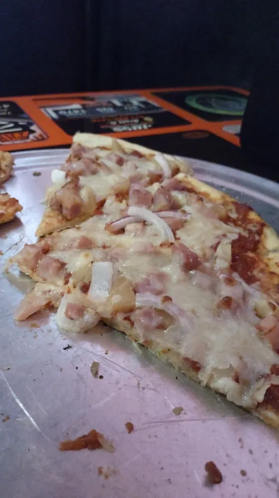 Build-Your-Own Ham Pineapple and Onion Pizza